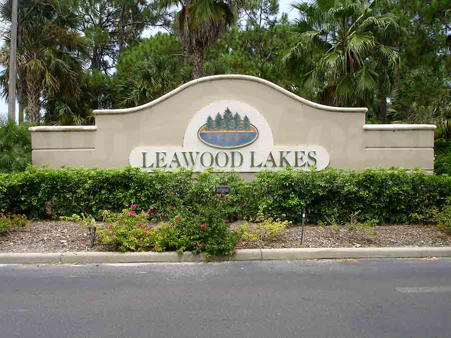 LEAWOOD LAKES Signage